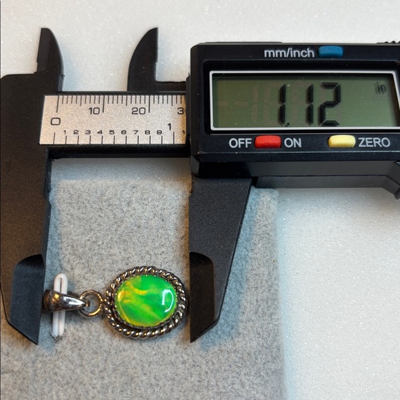 Green aurora opal pendant new - Picture 4 of 6